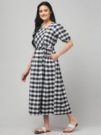 Black White Maternity Feeding Dress For Women.